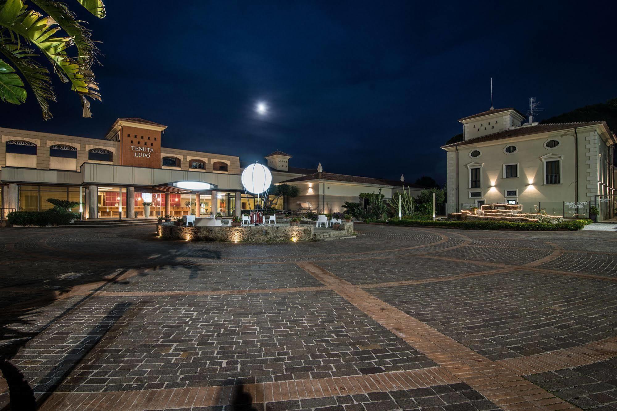 Grand Hotel Paestum Esterno foto