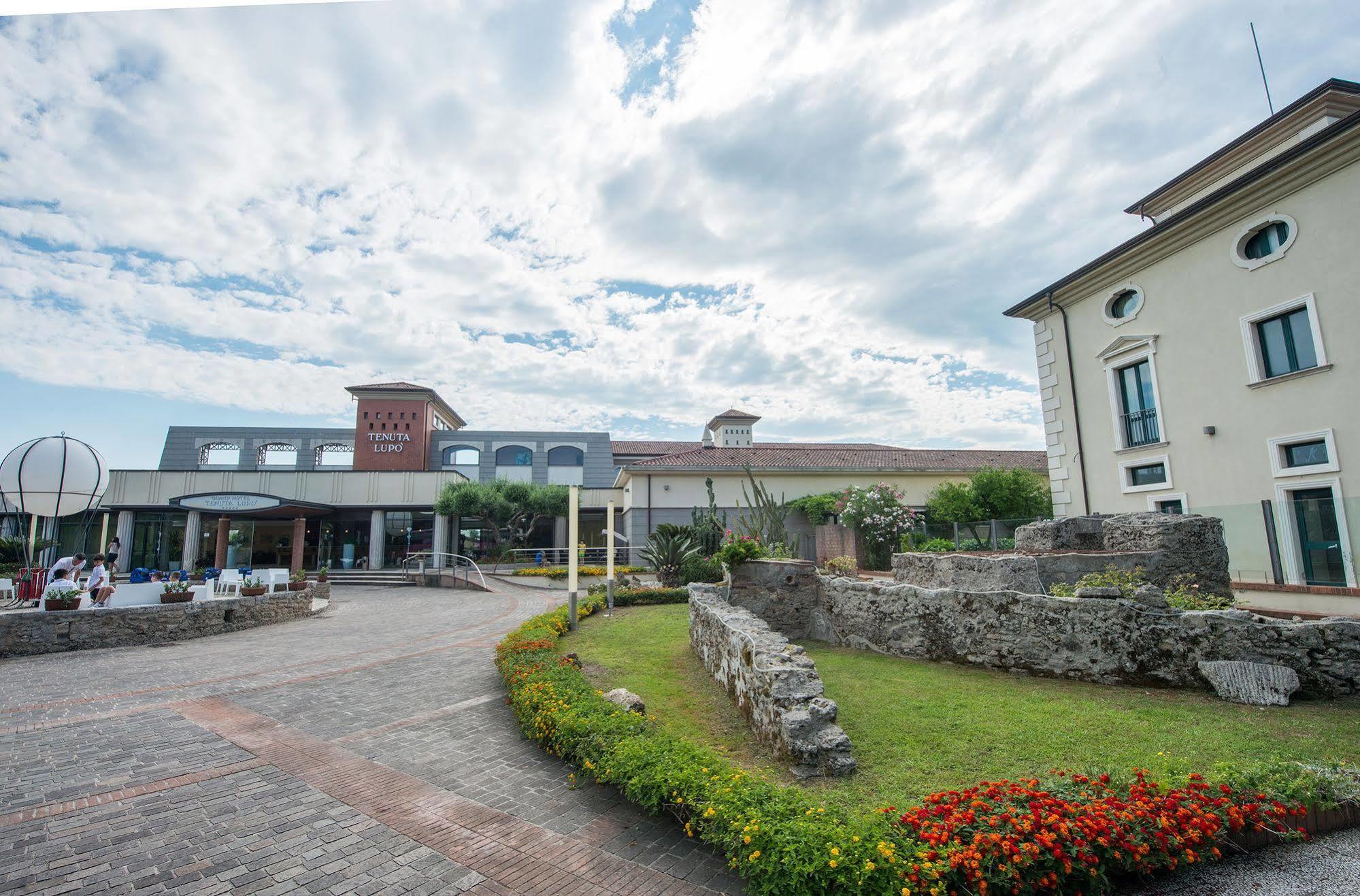 Grand Hotel Paestum Esterno foto