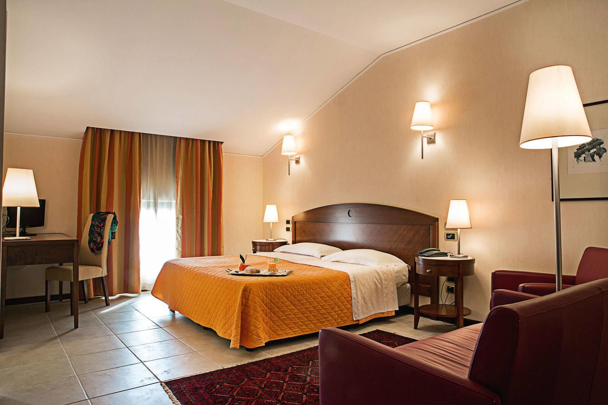 Grand Hotel Paestum Esterno foto